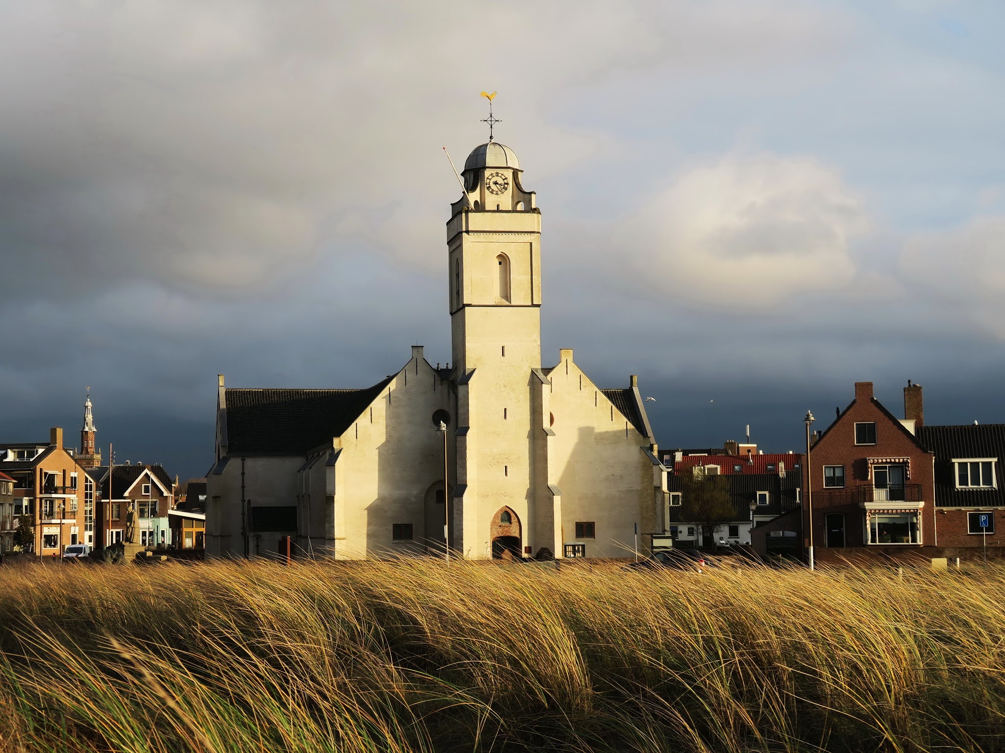 Om De Oude Kerk Katwijk